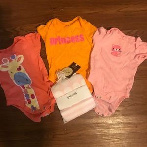 Onesies size 3months
